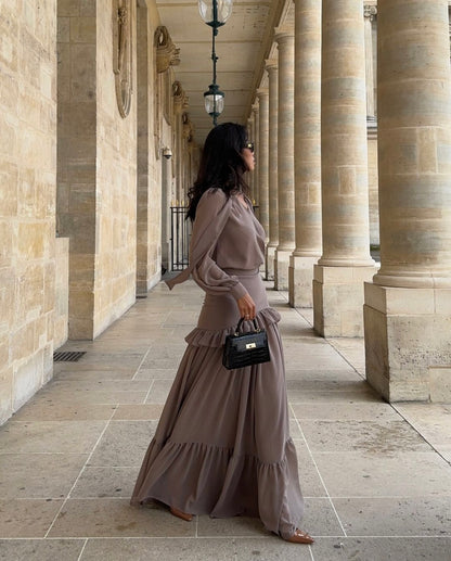 Elegantes Maxikleid mit Rüschen – Fließender Stoff & V-Ausschnitt